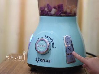 2、清肺藕梨紫薯露,④选择米糊功能键，一健式料理