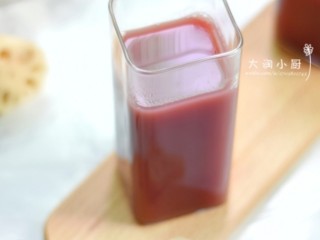 4、清肺藕梨紫薯露,有梨的加入味道更蜜，甜度微甜，润肺清毒。