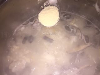 14、生鱼肉片粥,加入鸡精