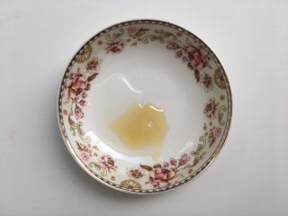 10、简易烤鸭,准备一点点蜂蜜水，蜂蜜和水比例大概1:1。烤的全程无需翻面，过程中可以看到油都滴下来啦，如果上色加重，就在鸭子表面盖上锡纸防止烤焦。最后15分钟刷上蜂蜜水，这步可以增加烤鸭色泽，可省略