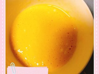 5、香橙蒸蛋,搅拌均匀