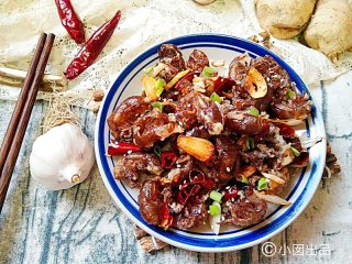 11、香酥蝉蜕 ,装盘。