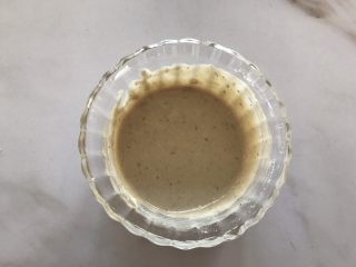 3、无糖红枣溶豆,搅拌均匀无颗粒 备用