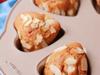 18、红糖草莓麦芬,成品图