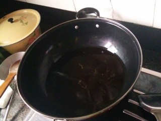 9、《老爸的厨房》之年味酥肉,适量就行，主要还是看你炸酥肉的量