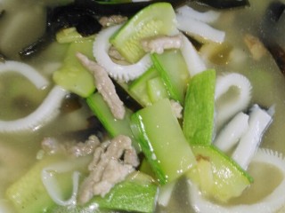 16、#魔芋西葫芦海带肉丝汤#(创建于10/8~2017),成品图。