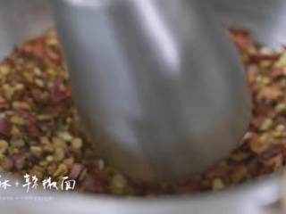 4、老陕油泼面&胡辣汤,1-4芝麻加辣椒面炒香