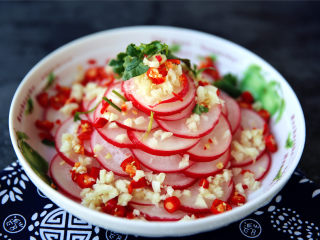 12、酸辣萝卜,一次可以多做点，装乐扣盒里，放冰箱冷藏。