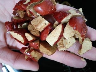 1、姜枣膏,5.红枣去核切小丁