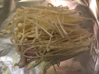 13、宝船蒸,叠上金针菇