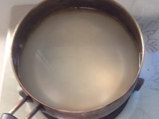 2、咸蛋粥（一人份）,煮白粥