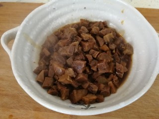 21、家庭版&荷叶肉夹馍,盛出来备用