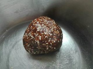 4、糖酥火烧, 馅料如果感觉太干，可以适当加点水，能成团即可