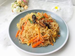 18、炒粉干,开吃吧