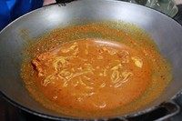 13、清迈面,加入煮好的面条，拌匀，关火。