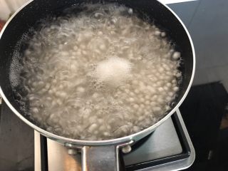 8、杨枝甘露,重新再加一锅干净的水煮西米