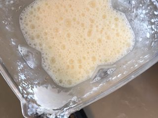 13、杨枝甘露,椰汁和芒果一起打成芒果椰汁