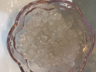 16、杨枝甘露,西米占碗一半以上