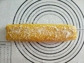 20、霜降节气美食―南瓜豆沙如意卷（附超级简单制作红豆沙方子）,蒸好后撒上椰蓉