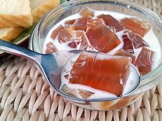 15、养颜圣品胶原满满的花胶冻,晶莹剔透很漂亮有没有、