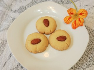 16、杏仁酥,成品图