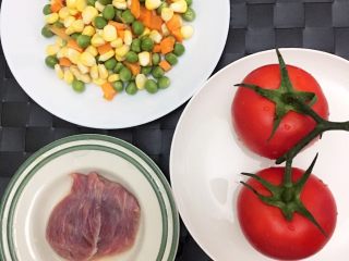 1、好看又好吃的西红柿盏,准备好食材