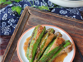 11、青椒酿肉,汤汁微微收干即可