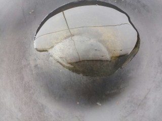 8、炒木耳山药,锅里热油