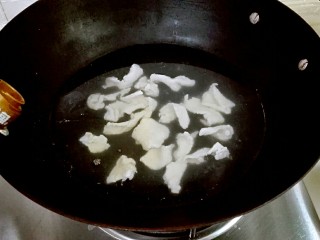 15、臀尖肉片冬瓜汤,放麻油