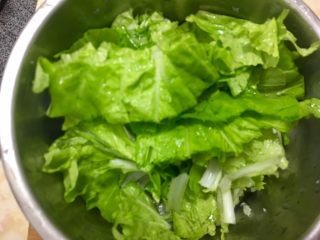 6、台式什錦炒麵,小白菜洗淨切小段