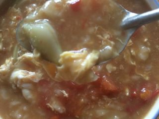 15、西红柿鸡蛋疙瘩汤,一碗香喷喷的疙瘩汤就做好了????????????