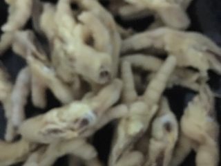 2、家庭版蟹煲,冷水下锅出水洗净