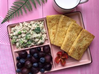 14、小调的早餐--第一话,配一杯牛奶和时令水果，美美的一天开始啦