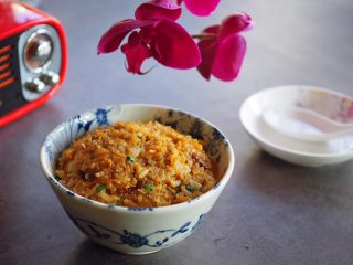 19、南瓜藜麦饭,盛出，香喷喷又有食疗作用的南瓜饭就做好啦！