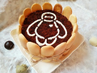 10、大白暖心蛋糕,用麻绳扎好。