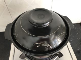 16、百变鸡蛋～啤酒卤蛋（迷你版）,中大火烧开转中小火煮至收汁至七八成干就可以了