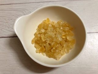 3、止咳三色汤,冰糖适量