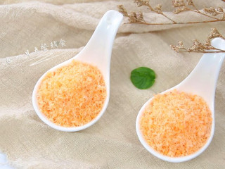 7、鲜虾松 宝宝健康辅食,平时给宝宝做粥或者面条、鸡蛋羹的时候都可以撒上一点，用来搭配任何辅食非常棒！