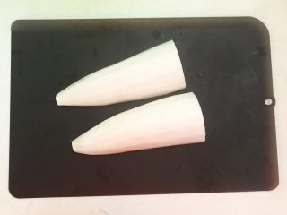 6、开胃小菜  酸辣脆爽的白萝卜,把白萝卜从中间切开