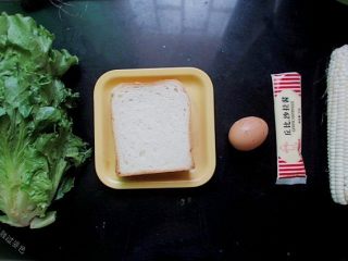 1、鸡蛋三明治,准备食材