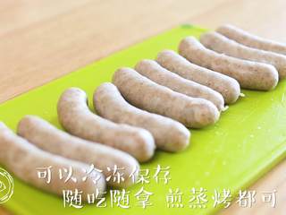 12、自制无添加脆皮肠，再也不用给宝宝买香肠了！,随吃就可以随时放冰箱存储了可以蒸可以烤可以煎