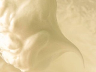 10、柠檬戚风小蛋糕,到完成时，提起打蛋器会呈现弯钩状