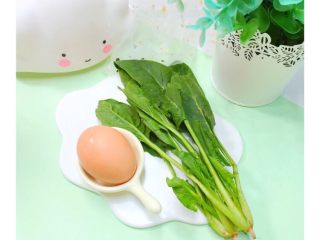 1、8+补铁双色蛋羹,准备好材料