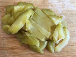 7、五分钟系列 香干炒肉丝,榨菜切片