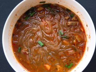 13、酸辣粉丝,一阵稀里糊涂就剩半碗了哈哈