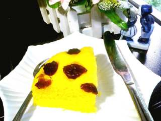 19、南瓜红枣发糕+#有个故事#,切块,享用吧,口感喧软????????????????