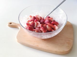 13、家庭版草莓派,搅拌均匀