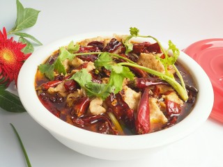 22、砂锅水煮肉片, 再撒上香菜，芝麻，水煮肉片就OK啦！