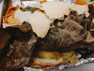 30、家庭版--叫花鸡,敲开面皮