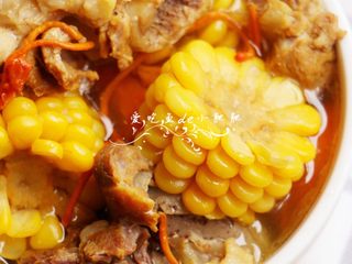 12、虫草花玉米筒骨汤,料超足的